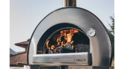 Alfa Forni Classico 5 Minuti - Wood Pizza Oven - Copper 8 Alfa Forni Classico 5 Minuti - Wood Pizza Oven - Copper -THE BBQ Shop 520MINUTI20WOOD20COPPER20 20Lifestyle205 1000x563 1