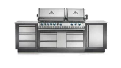 Napoleon Oasis 100 - Prestige PRO 825 - Kitchen BBQ - Free Rotisserie