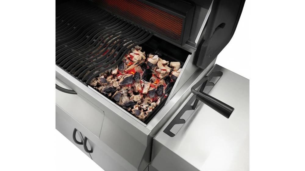Napoleon PRO605CSS Charcoal Professional BBQ - Free Cover 2 Napoleon PRO605CSS Charcoal Professional BBQ - Free Cover - Image 2