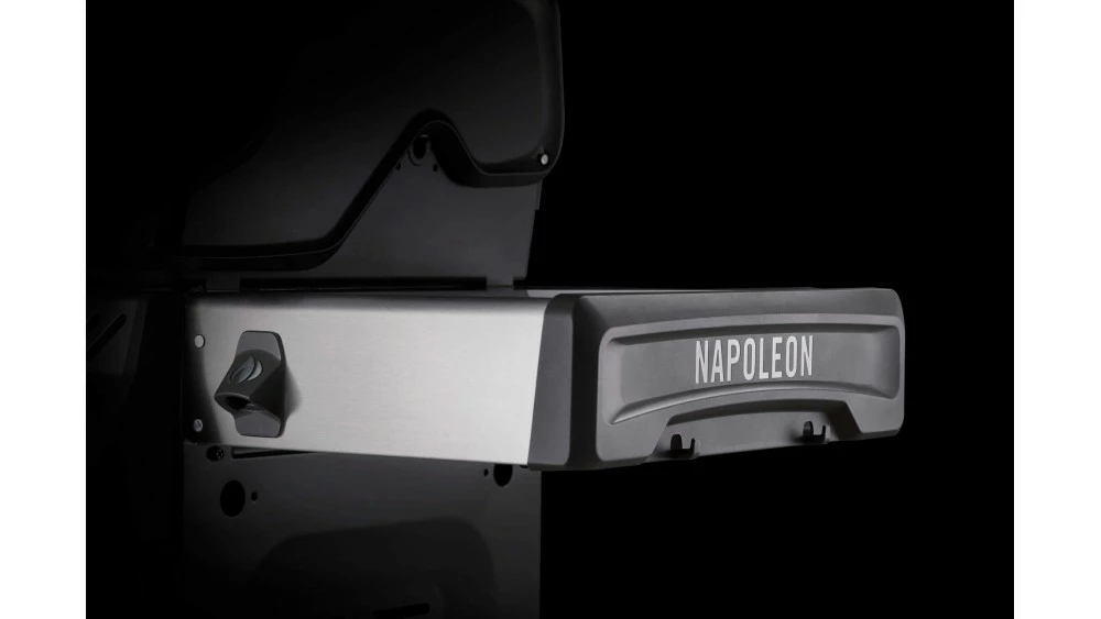 Napoleon Rogue RSE625RSIBPSS-1-GB Gas BBQ - Free Cover & Accessories 3 Napoleon Rogue RSE625RSIBPSS-1-GB Gas BBQ - Free Cover & Accessories - Image 3
