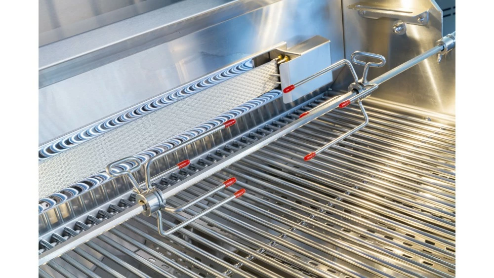 Whistler Grills Bibury 4 Gas BBQ With Free Cover And Rotisserie 9 Whistler Grills Bibury 4 Gas BBQ With Free Cover And Rotisserie - Image 9