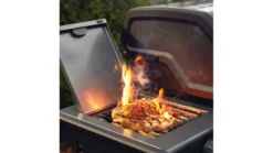 Napoleon Freestyle 425SIB Gas BBQ -THE BBQ Shop napoleon freestyle 365 sib side burner cooking 1000x563 2
