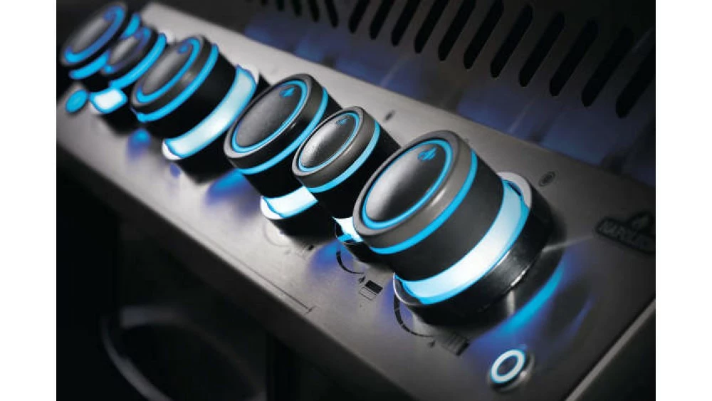 Napoleon Prestige P665RSIBPSS-3 Gas BBQ - Free Rotisserie And Cover 4 Napoleon Prestige P665RSIBPSS-3 Gas BBQ - Free Rotisserie And Cover - Image 4